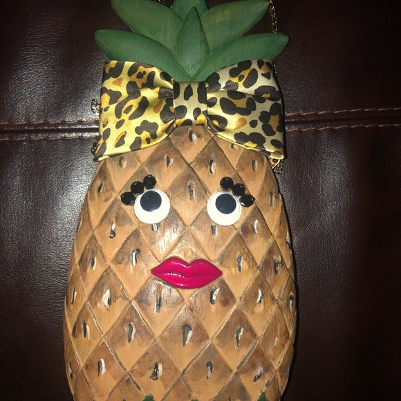 Charlotte Olympia Pina Clutch - Picture 7 of 8